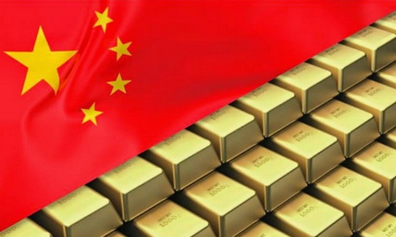 Фото  Китай начал скупать золото