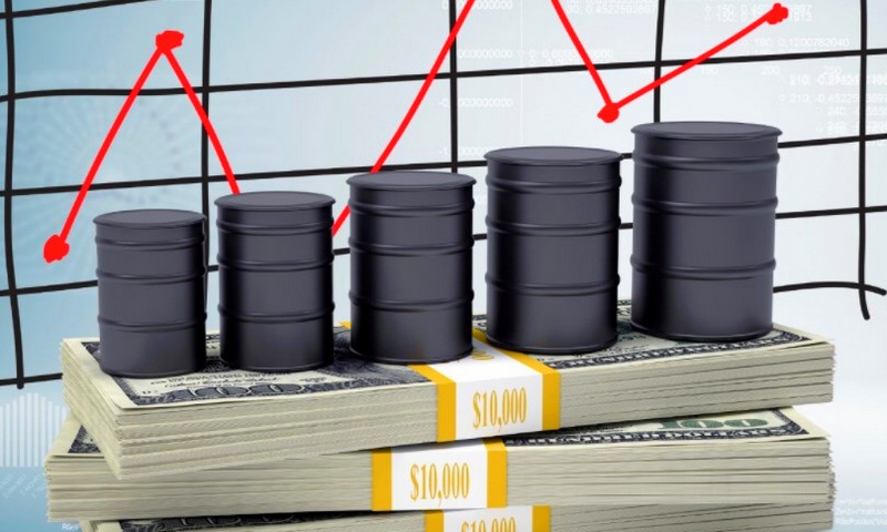 Фото  Стоимость бензина в России и Америке, деньги и кризис перепроизводства
